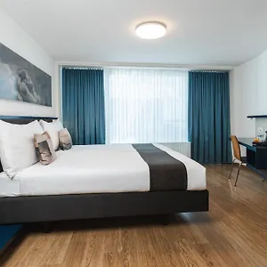 3* Hotel Bristol