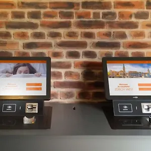 Easyhotel Centre Hotel